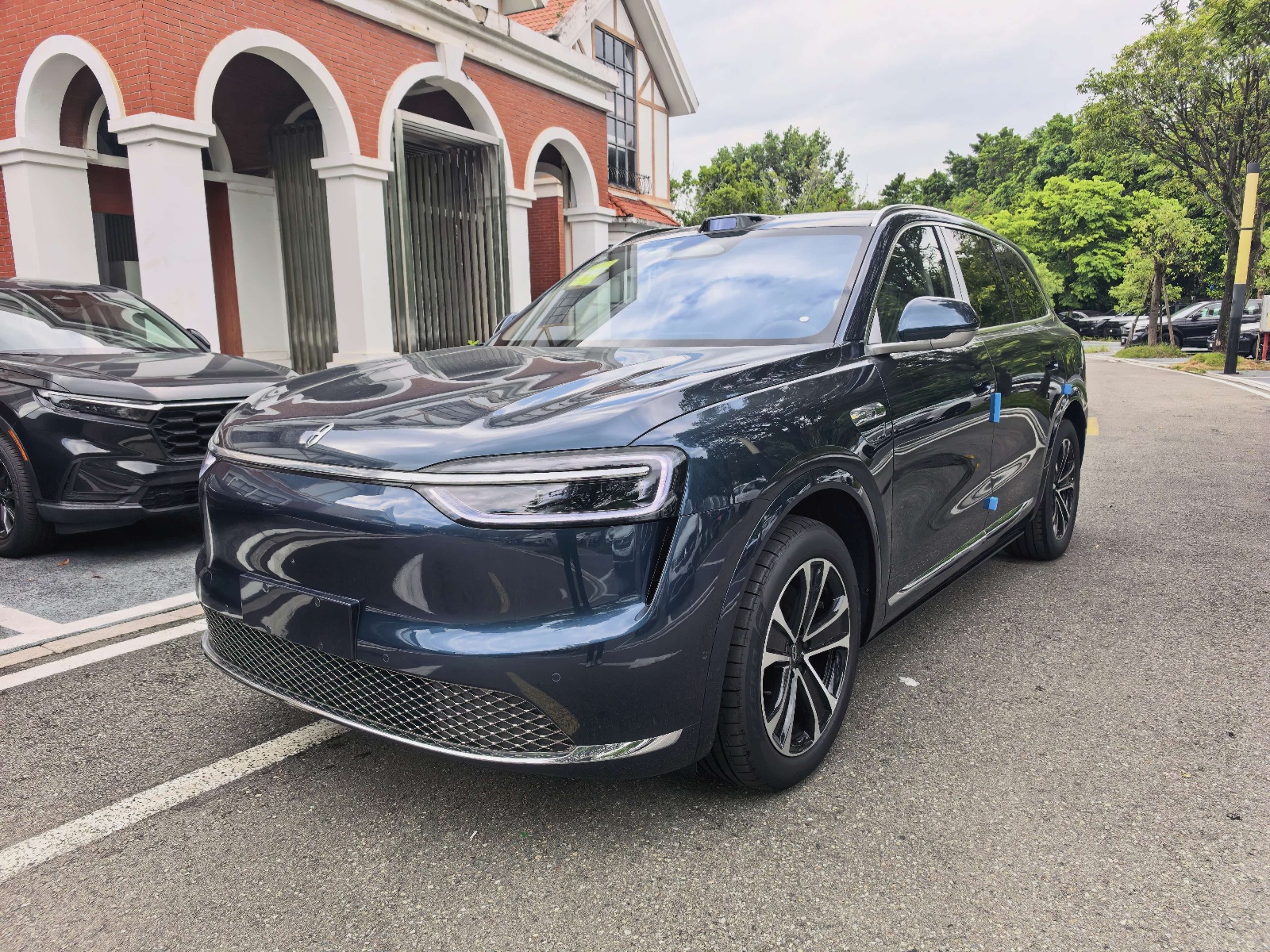 MY2026 AITO M7 BEV Max 4WD 6 Seats 192-Line LiDAR