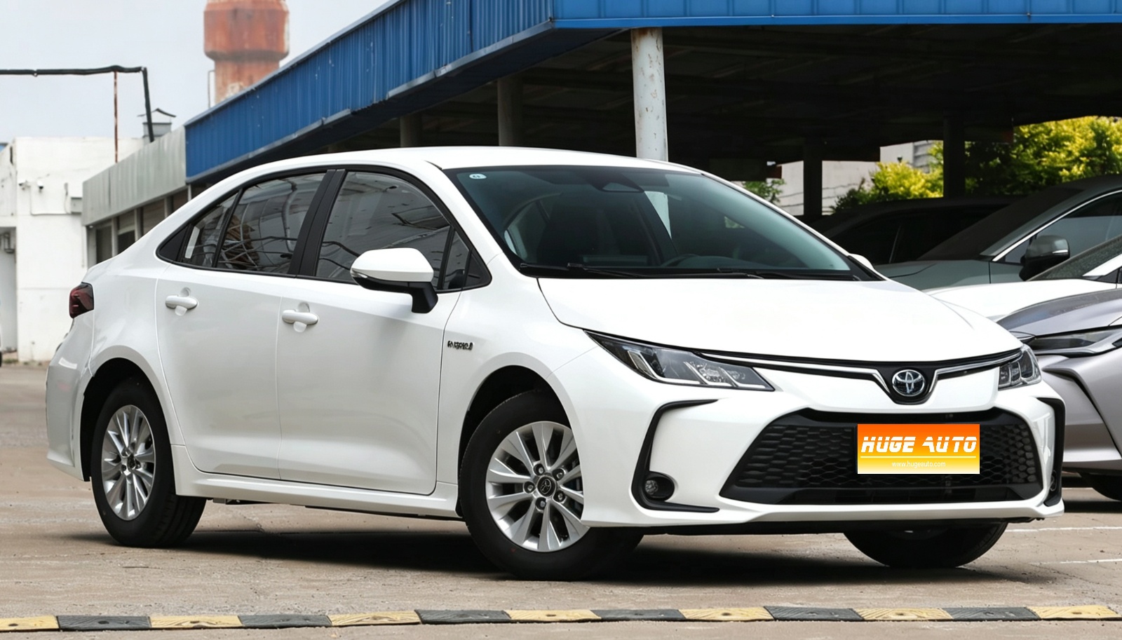 2023款 卡罗拉 1.8L 智能电混双擎 精英版