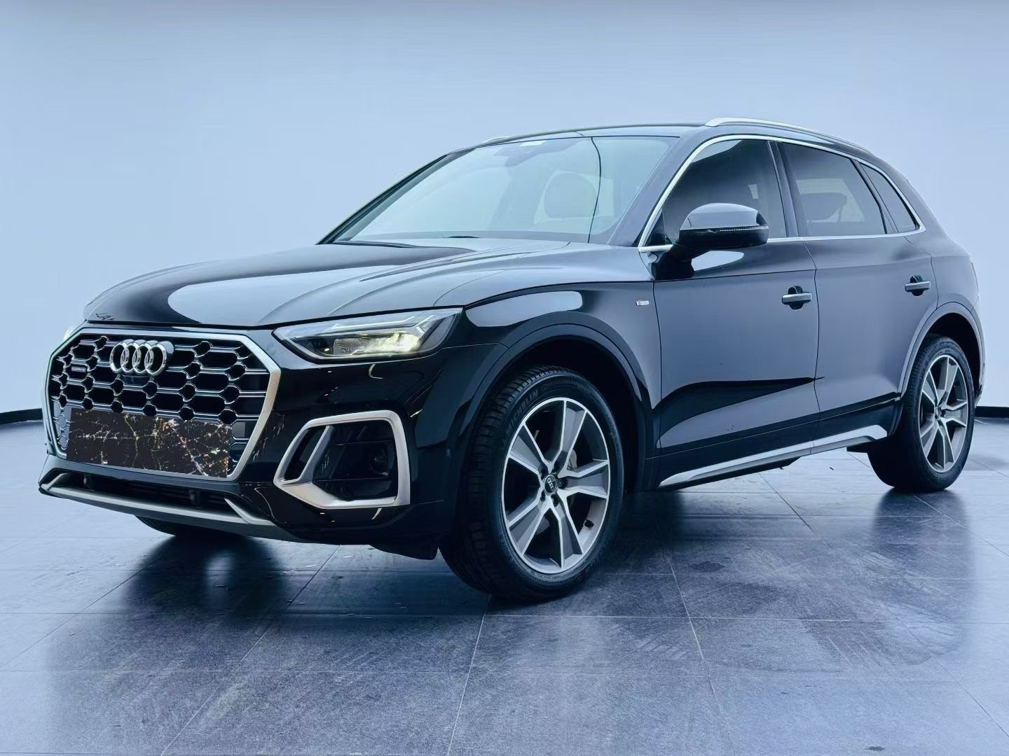 MY2022 Audi Q5L 45T Luxury Dynamic Version