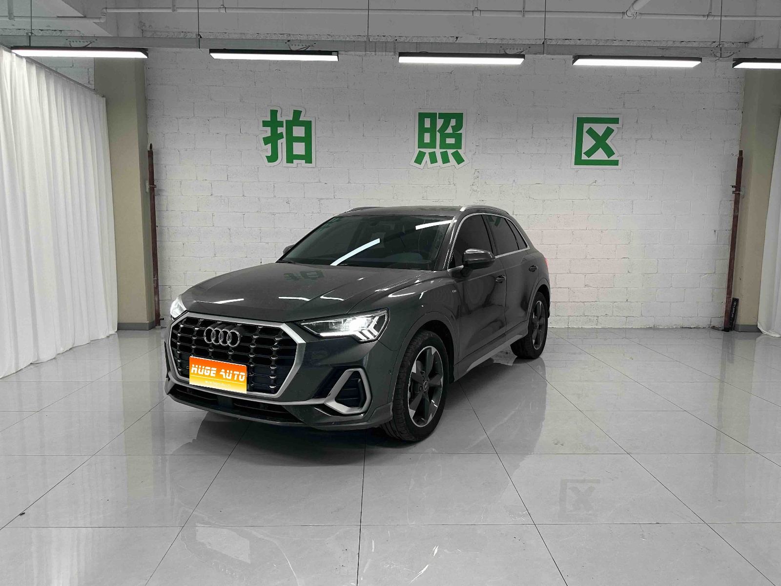 MY2022 Audi Q3 35 TFSI Fashion Dynamic Version