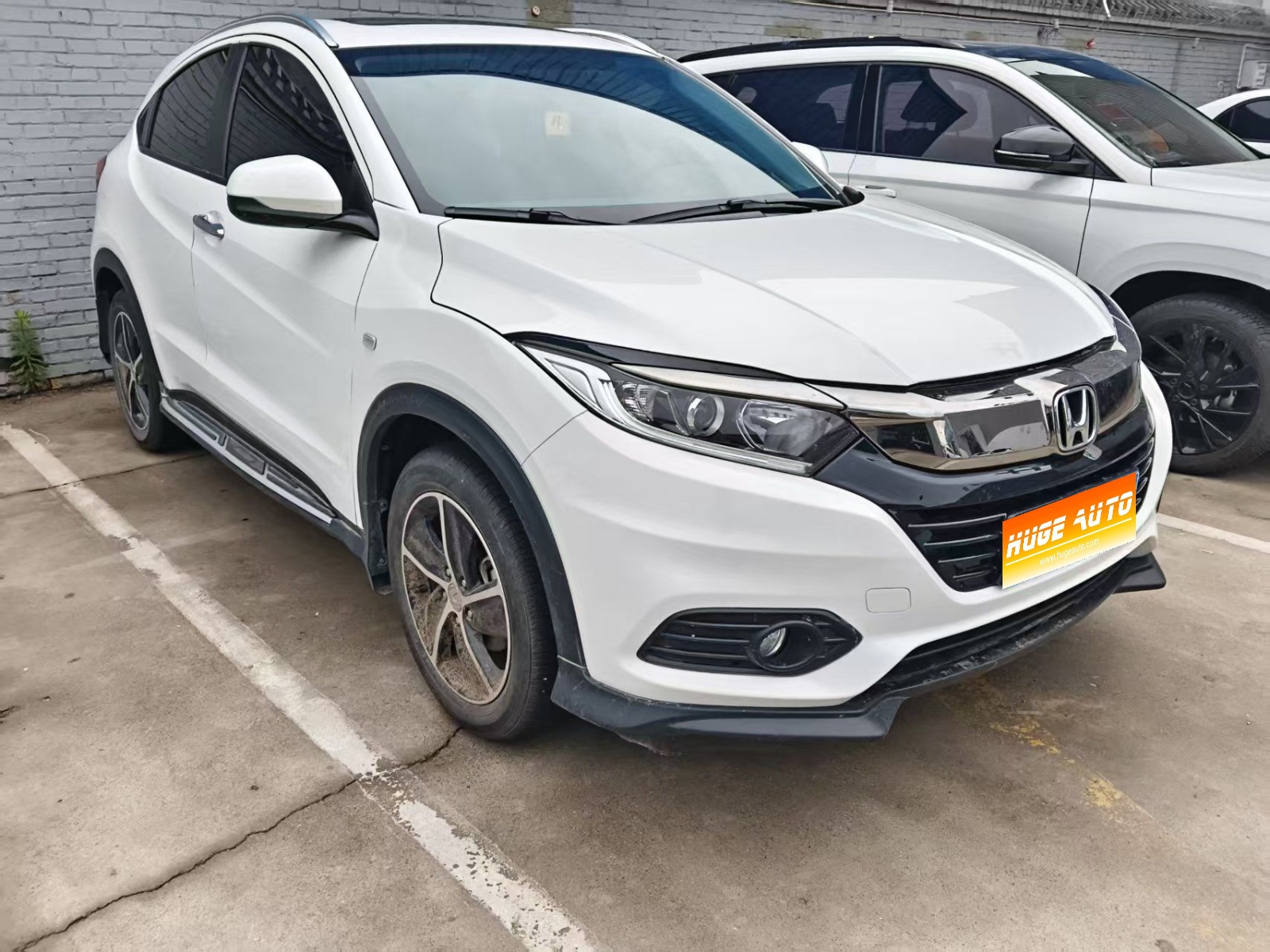 MY2020 Vezel 1.5L CVT Pioneer Version 
