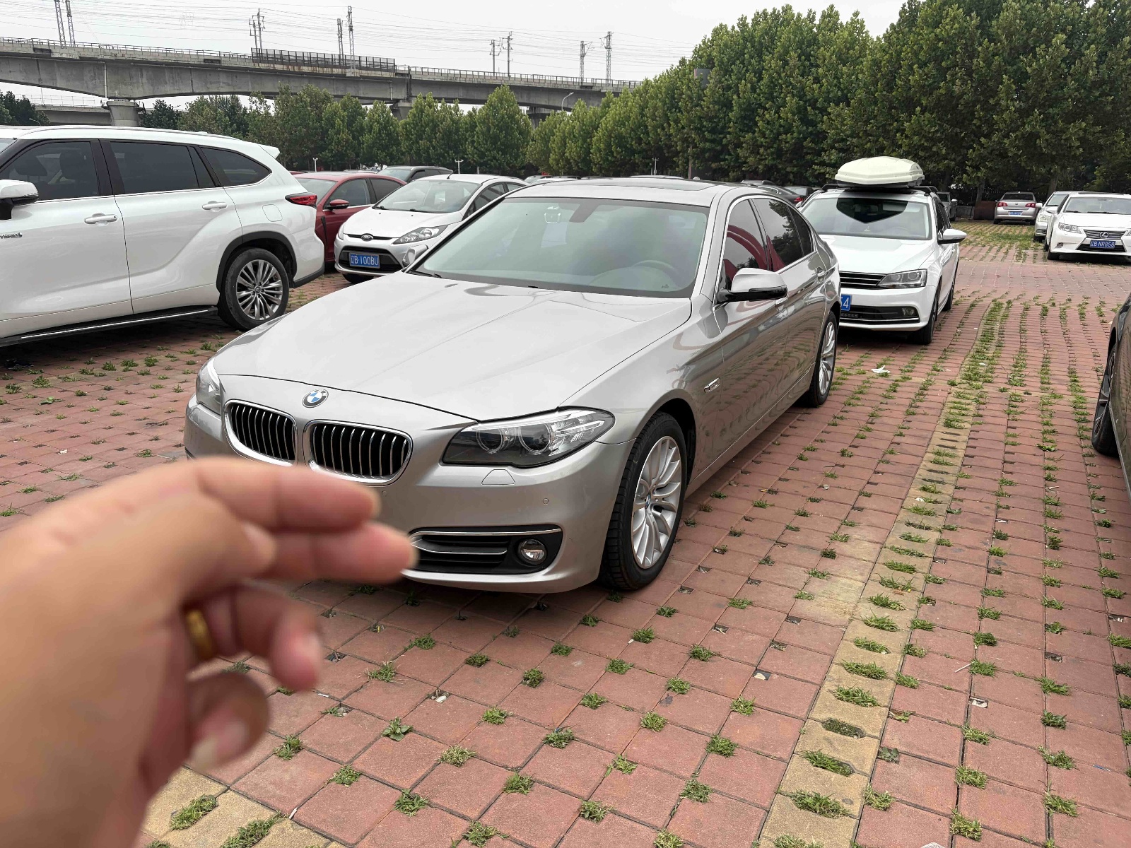 MY2014 BMW 5 Series 525Li Luxury Design Package 