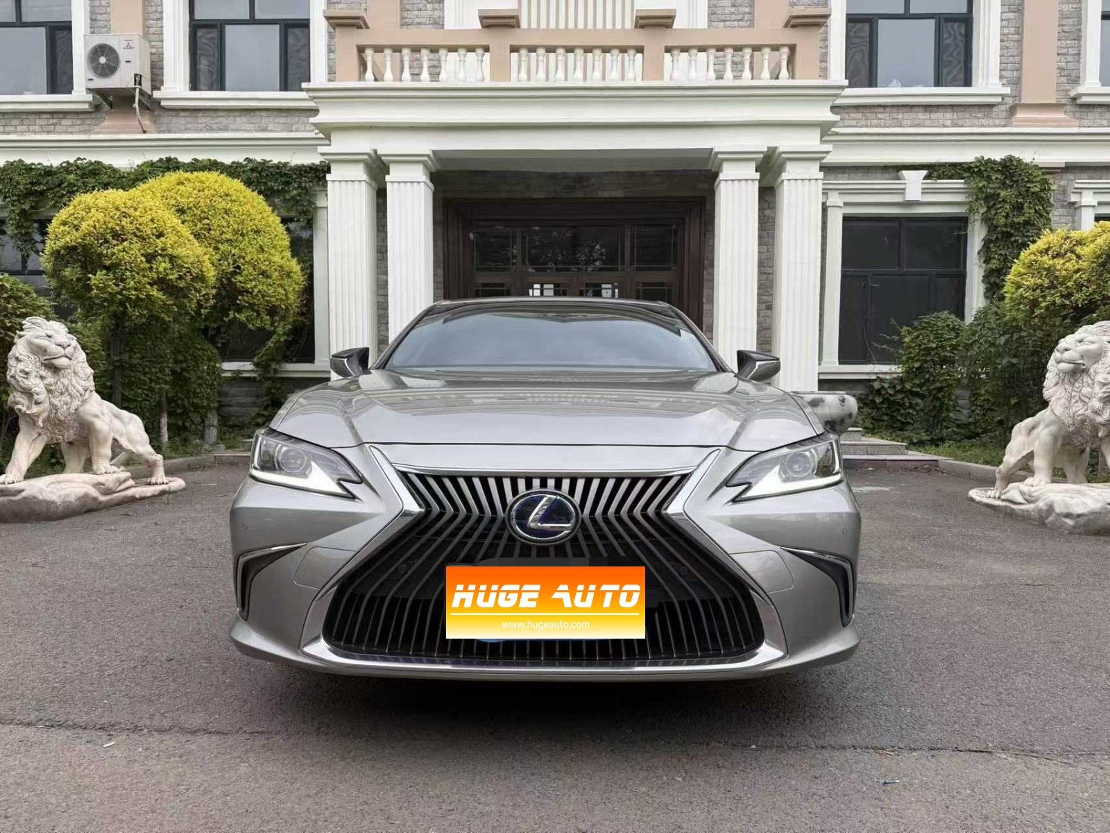 2020款 雷克萨斯ES 300h 卓越版 国VI