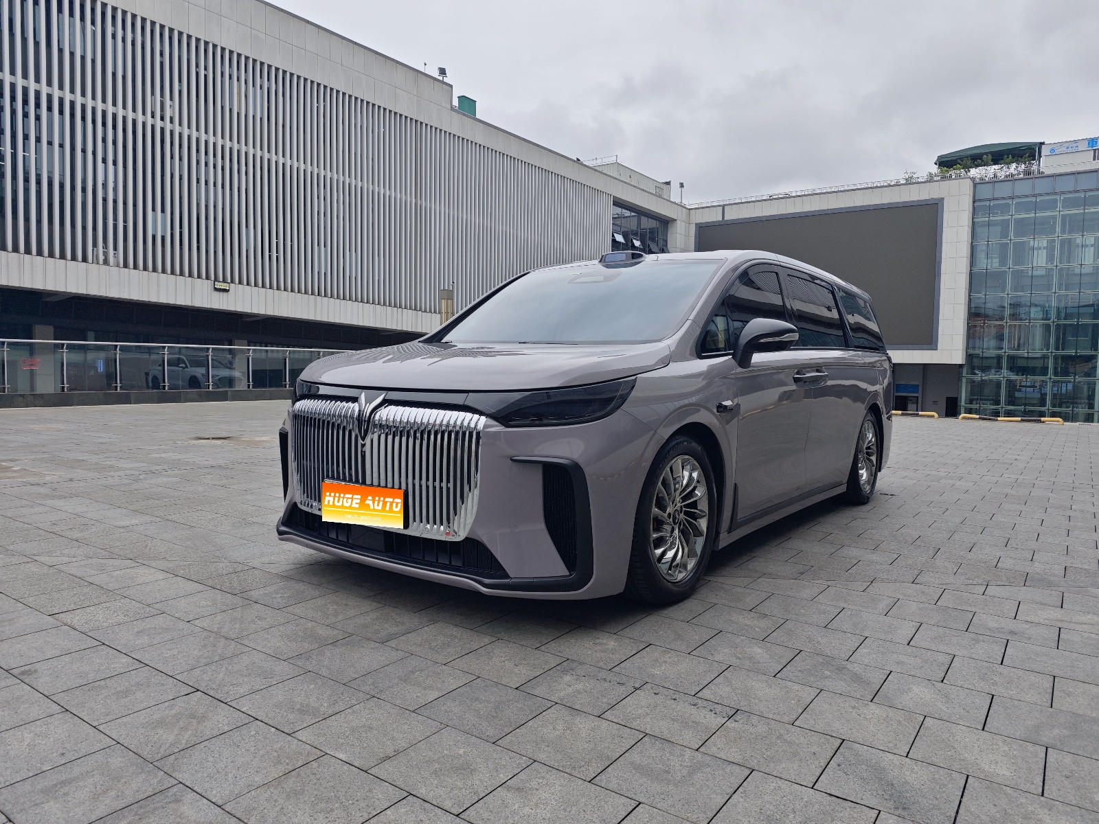 MY2025 VOYAH Dreamer PHEV 4WD Flagship ADS