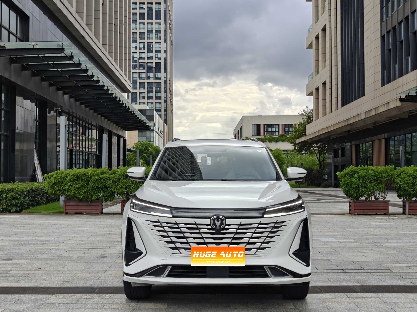 2023款 长安CS75 PLUS 第三代 1.5T 自动尊贵型