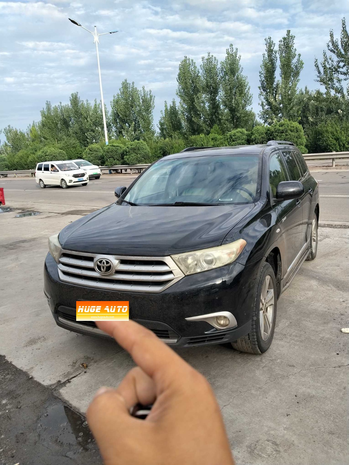 2012款 汉兰达 2.7L 两驱7座豪华版