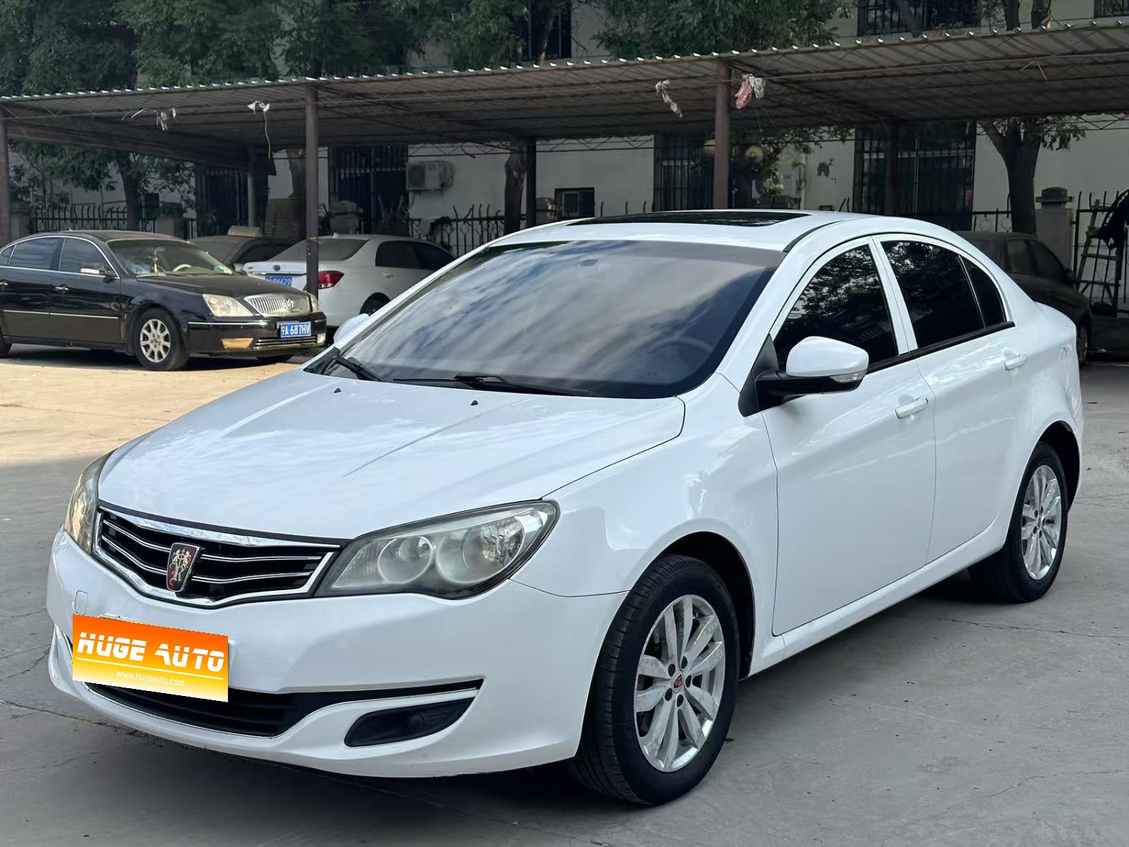 MY2015 Roewe 350 1.5L MT Luxury Sunroof 