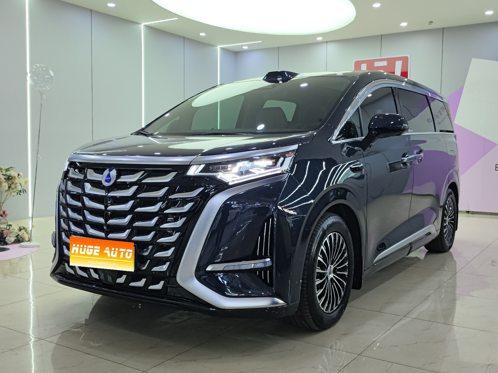 MY2025 DENZA D9 DM-i iDrive 1020 4WD Enjoy