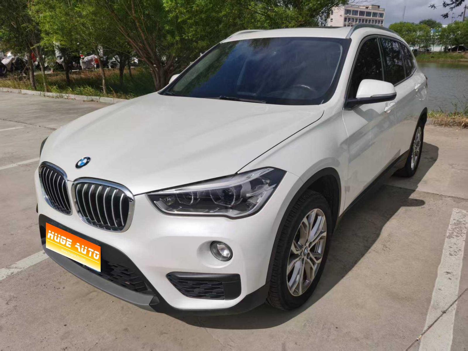 MY2019 BMW X1 sDrive20Li Lead Version 