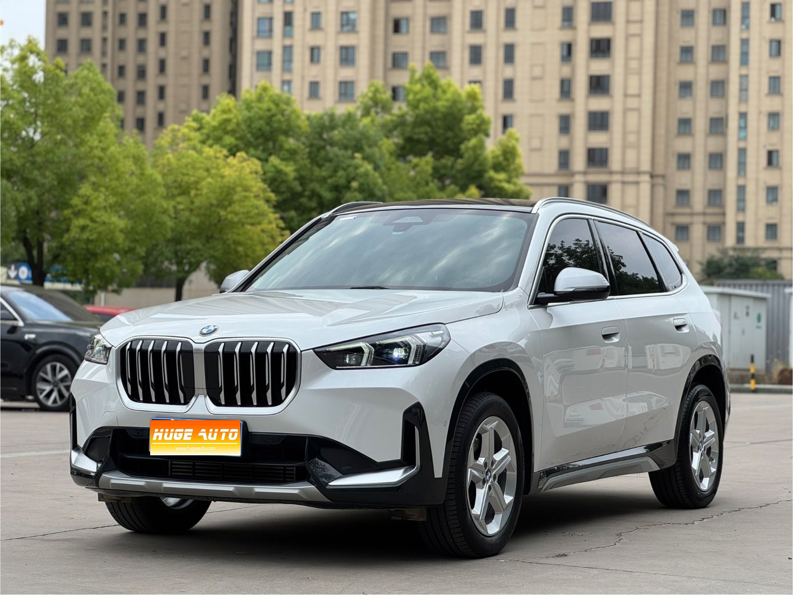 MY2023 BMW X1 sDrive20Li X Design Package
