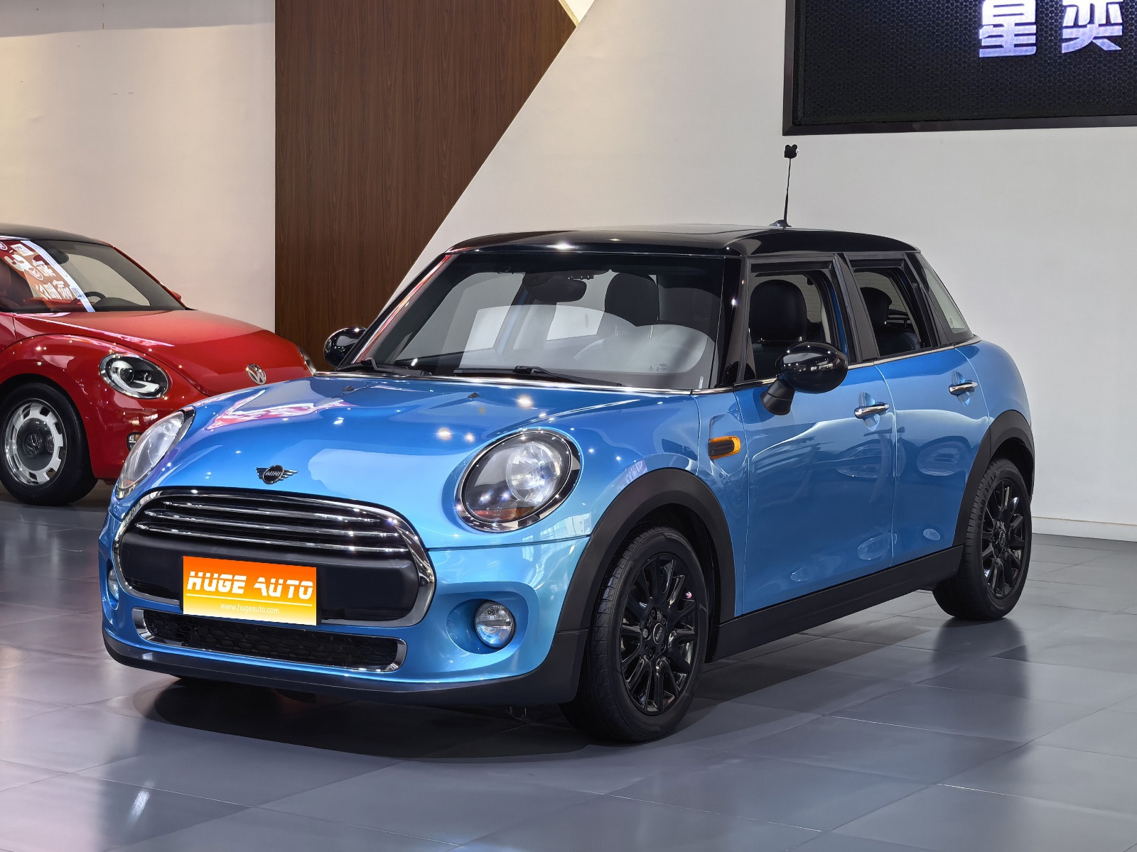 MY2018 MINI 1.5T ONE PLUS 5-door 