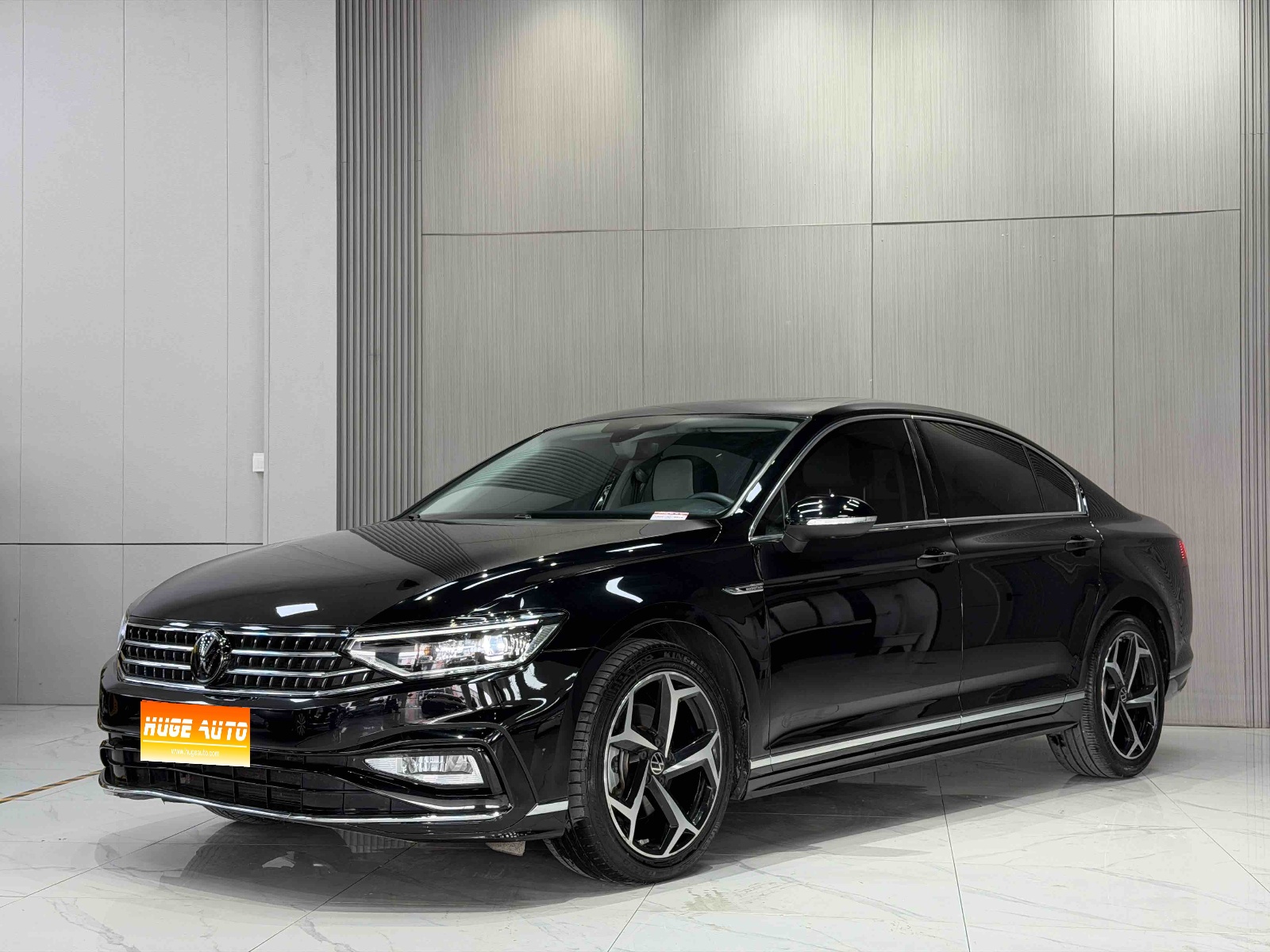 MY2023 Magotan 2 Million units Anniversary 330TSI DSG Luxury Version
