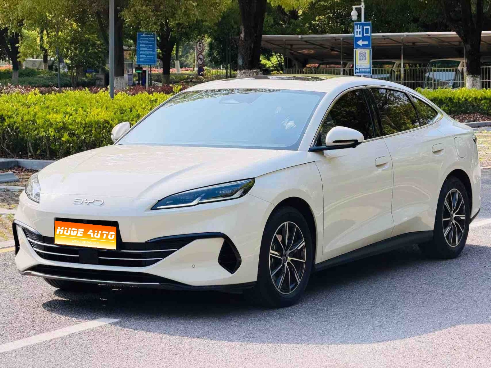2024款 海豹06 DM-i 120KM尊享型