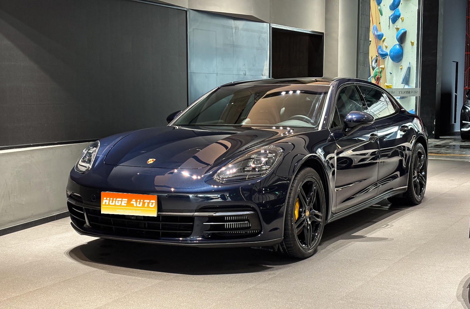 MY2019 Panamera Executive Extended 2.9T