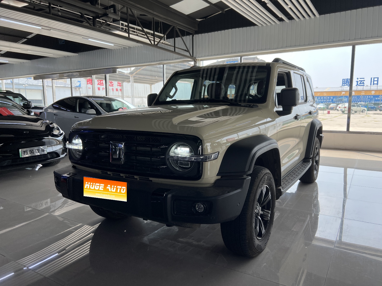 MY2025 TANK 300 2.0T Petrol Conqueror