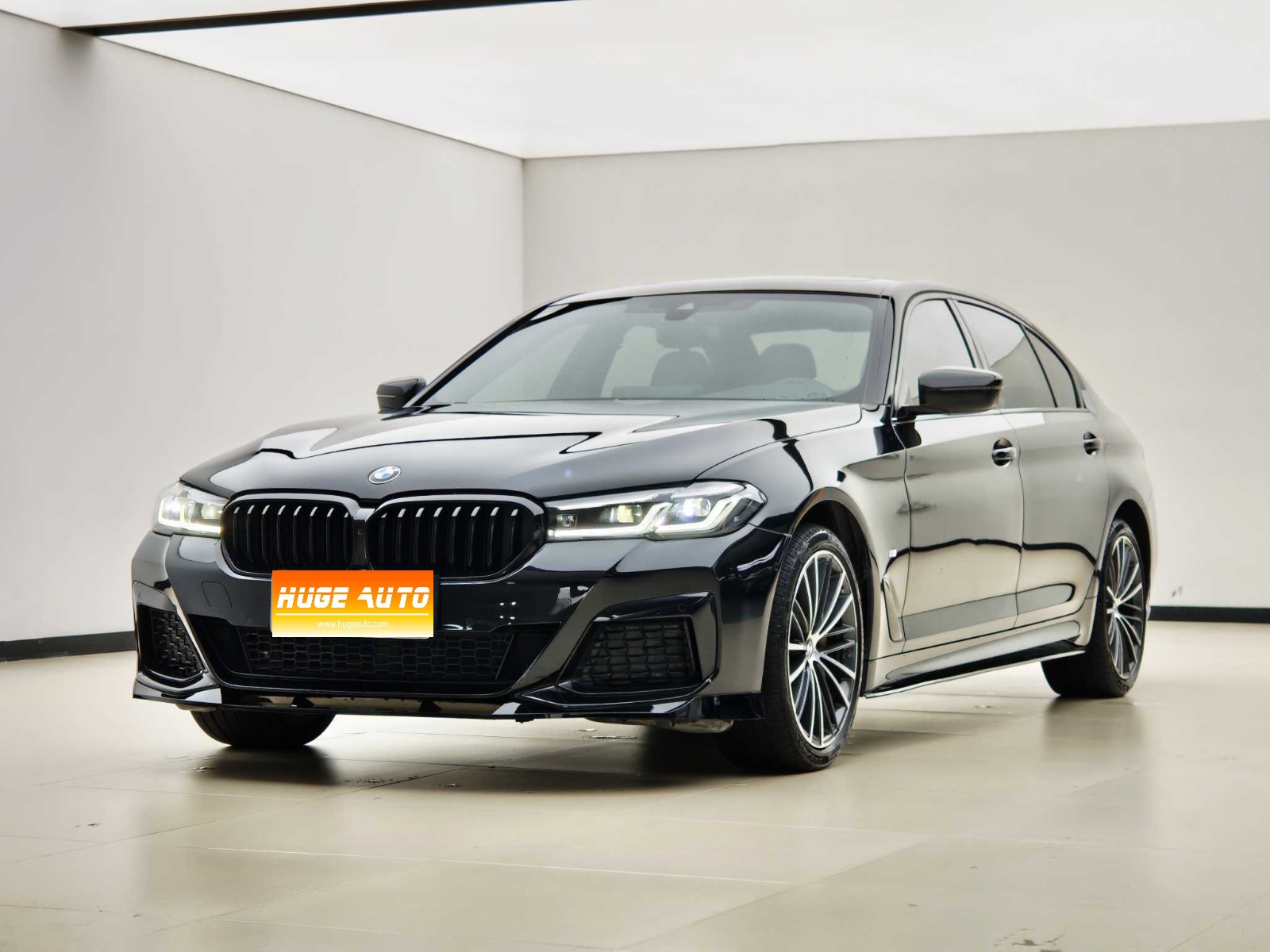 MY2022 BMW 5 Series 530Li Lead Version M Sport Kit 