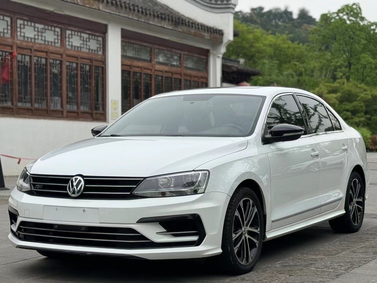 MY2017 Sagitar 280TSI AT R-Line