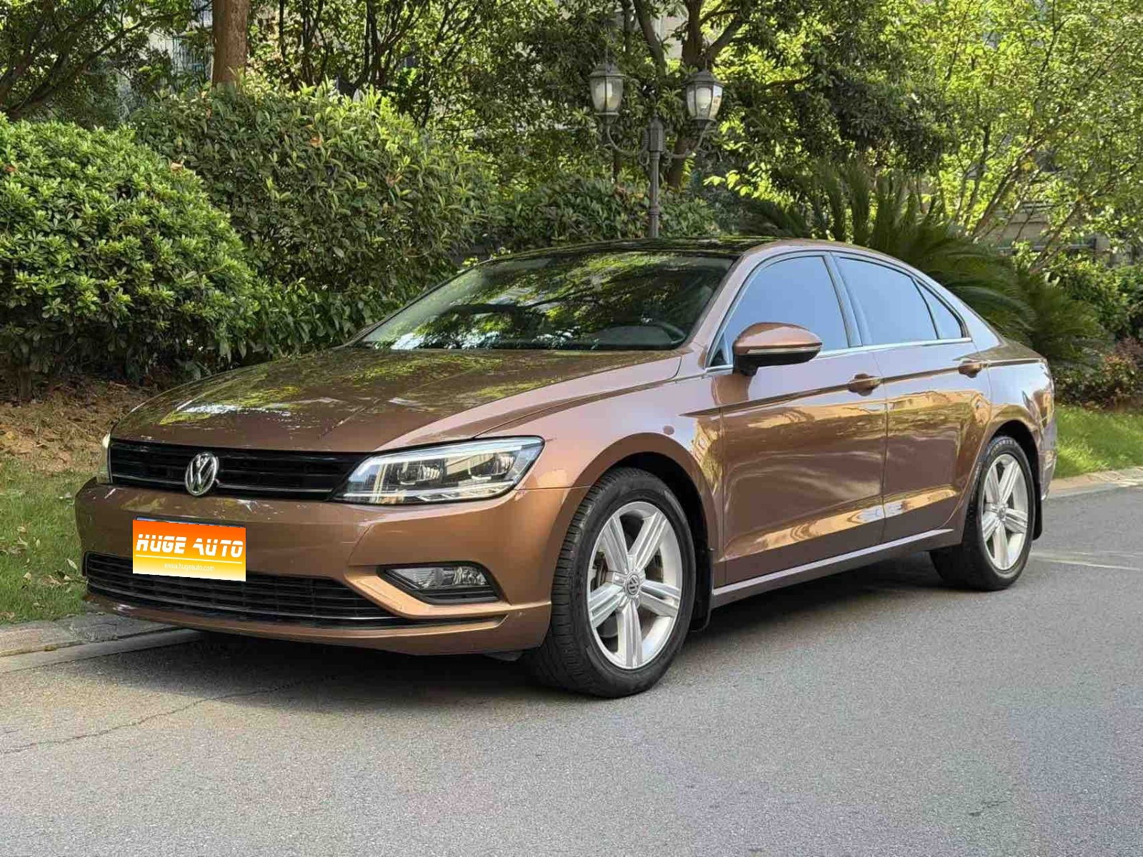 MY2015 Lamando 330TSI DSG Comfort Version 