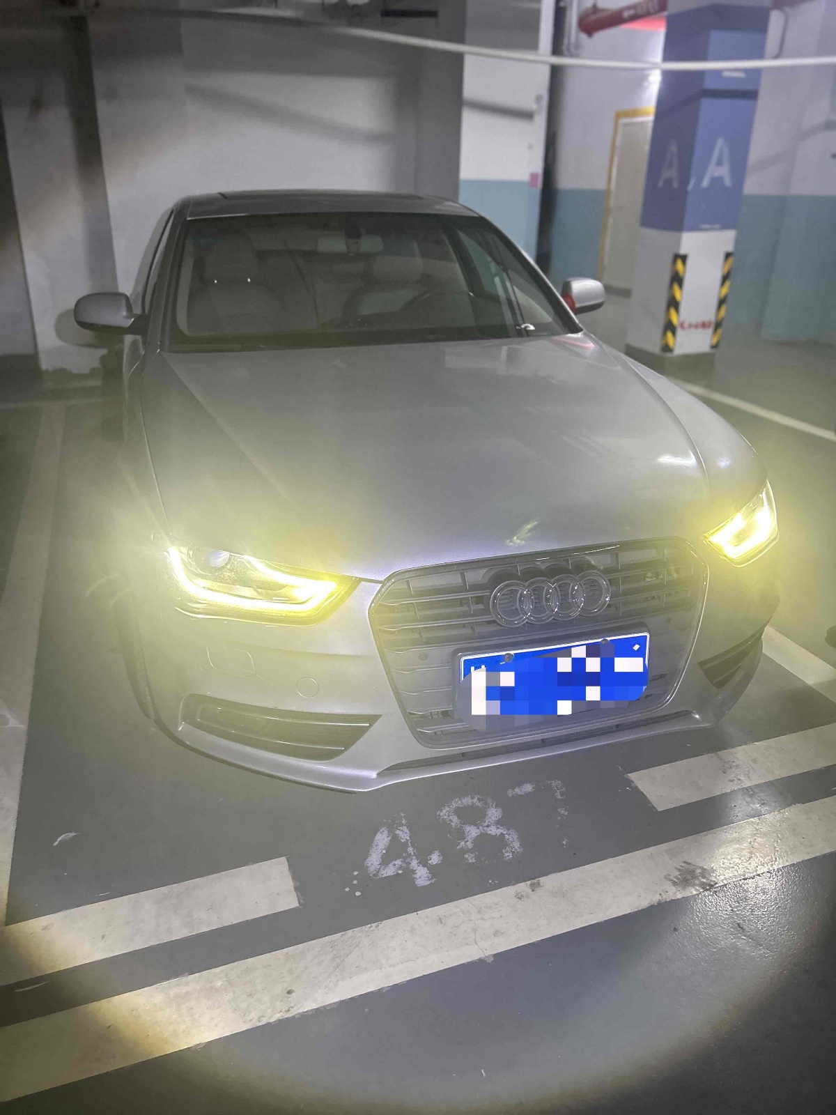 MY2013 Audi A4L 35 TFSI AT Standard 