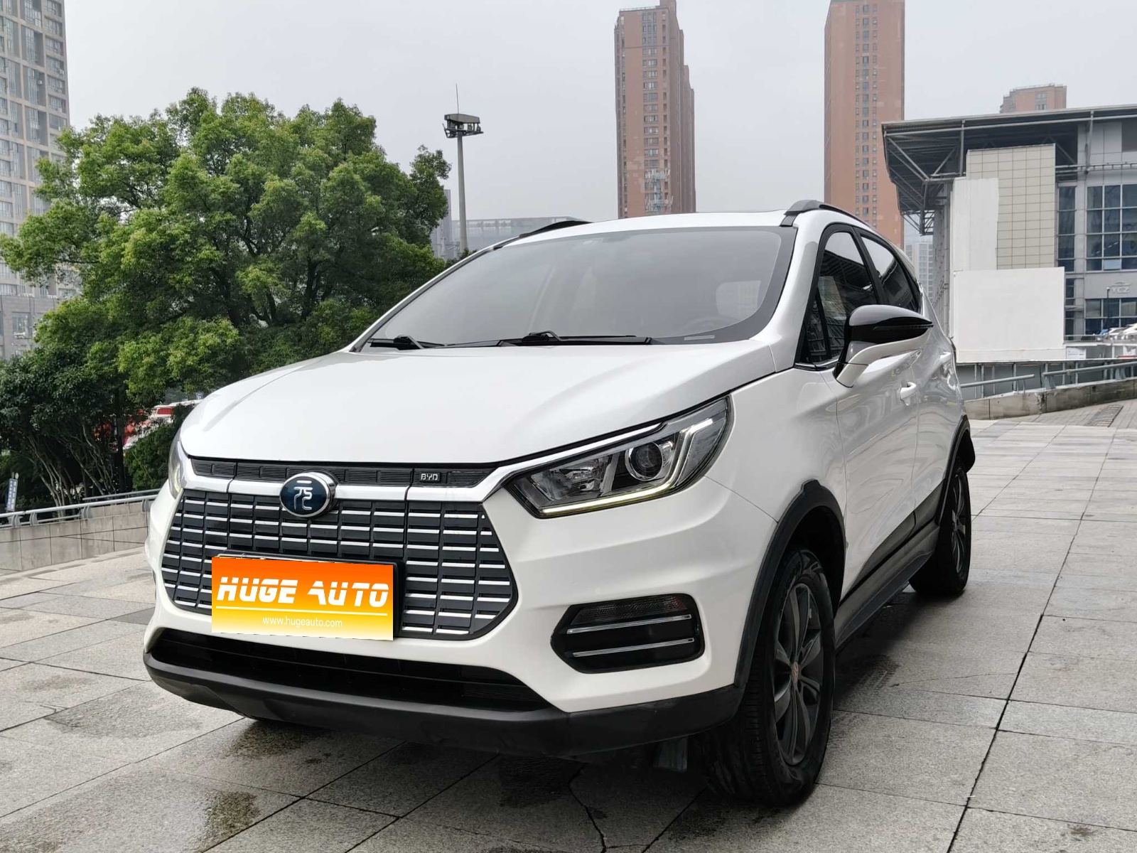 MY2018 Yuan EV360 ICV Flashy