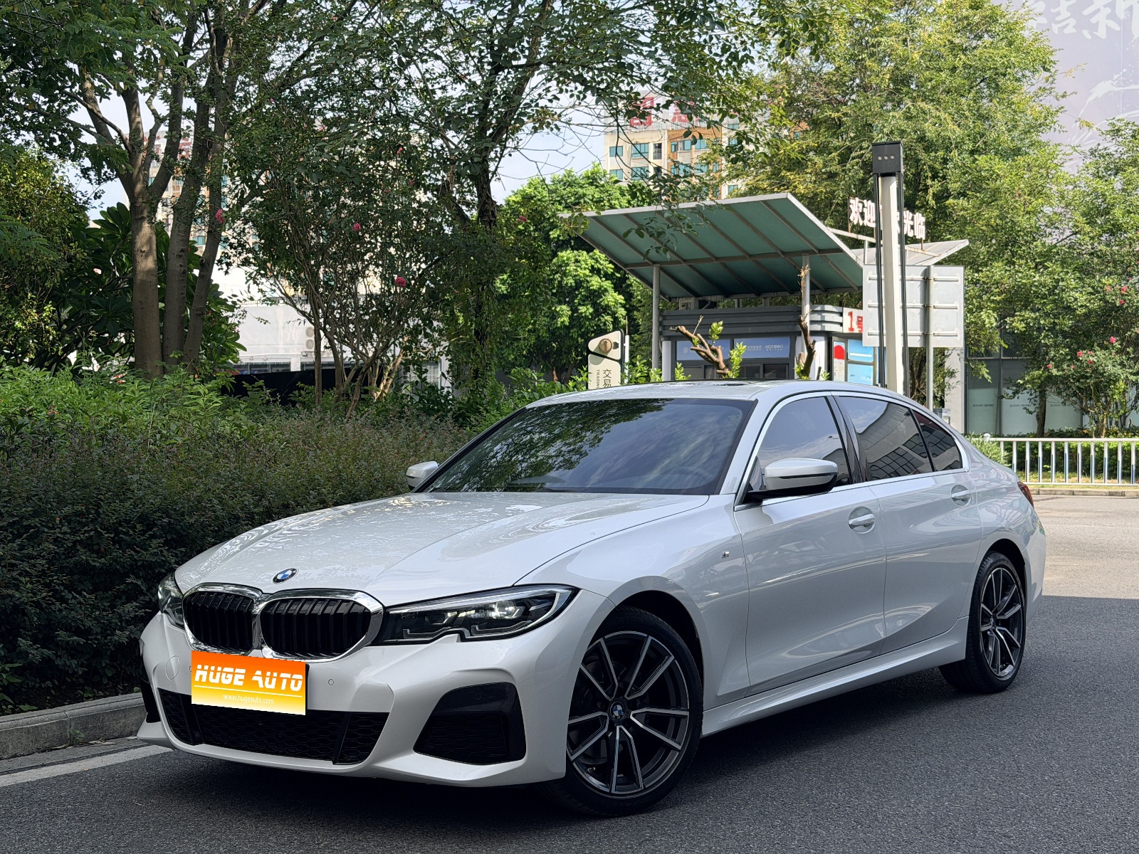 MY2022 BMW 3 Series 325Li M Sport Kit 