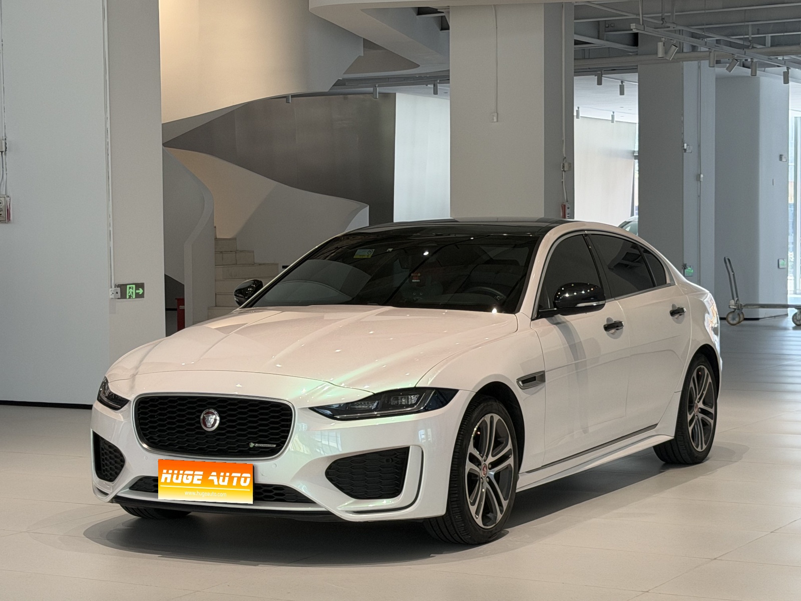 MY2022 Jaguar XEL 2.0T 250PS R-DYNAMIC S Advanced Sport Version 