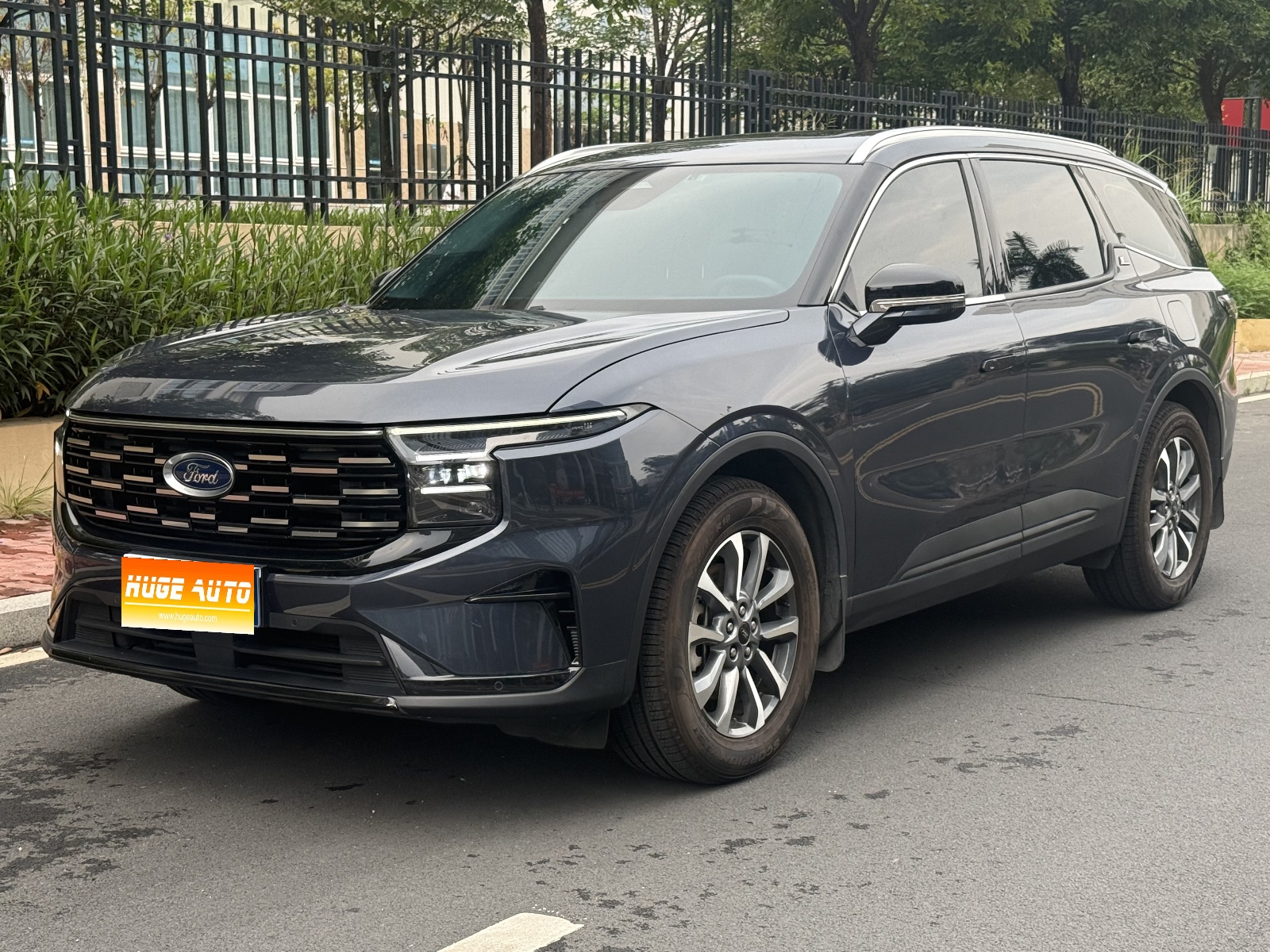 MY2023 Edge L 2.0T EcoBoost E Hybrid 2WD 7 Seats Luxury