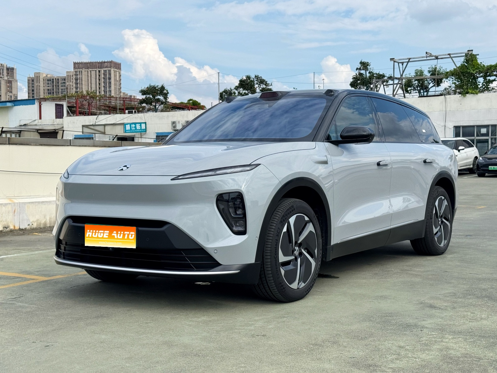 MY2023 NIO ES8 75kWh Executive Version