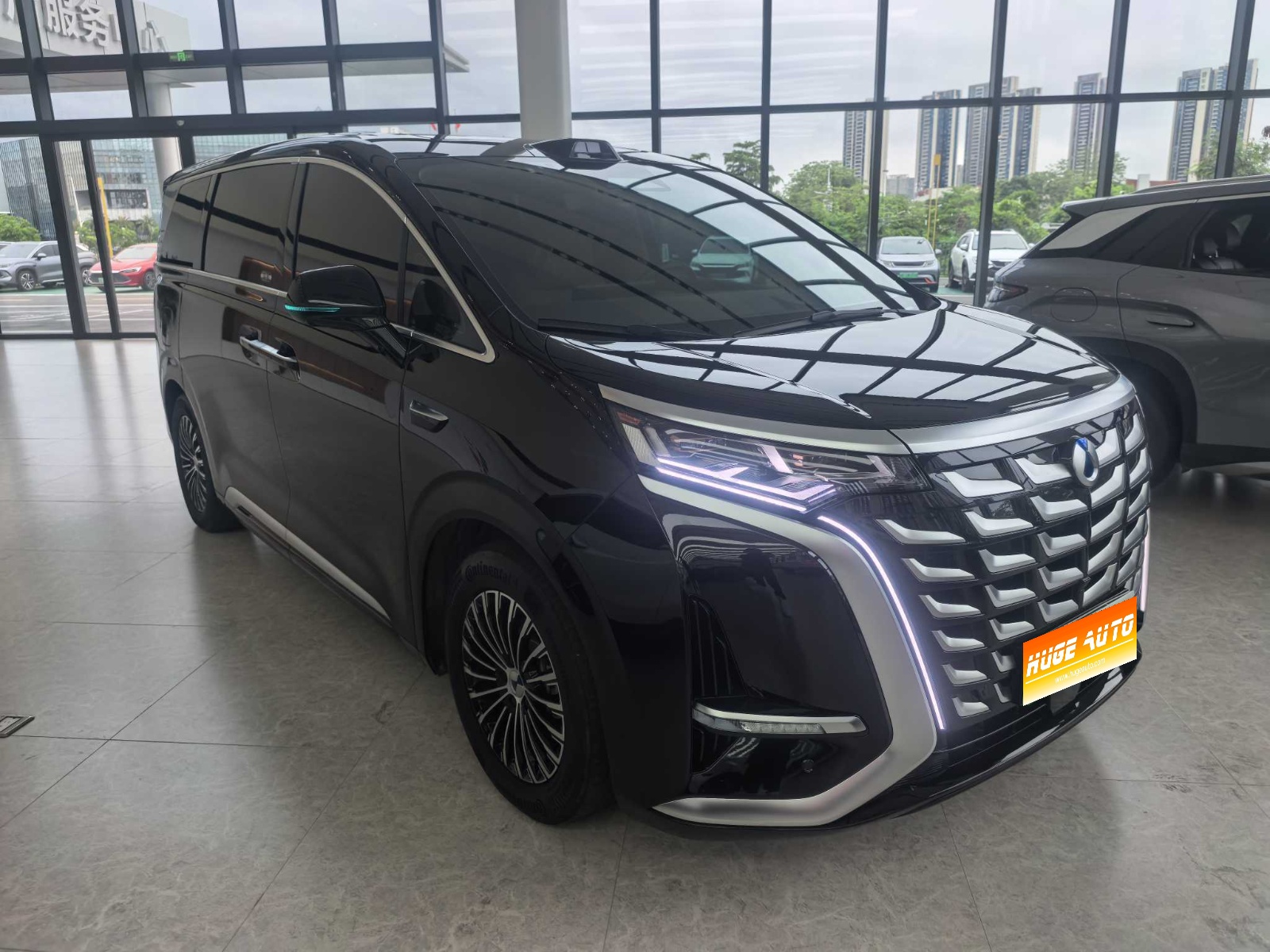 MY2025 DENZA D9 DM-i iDrive 1020 4WD Flagship