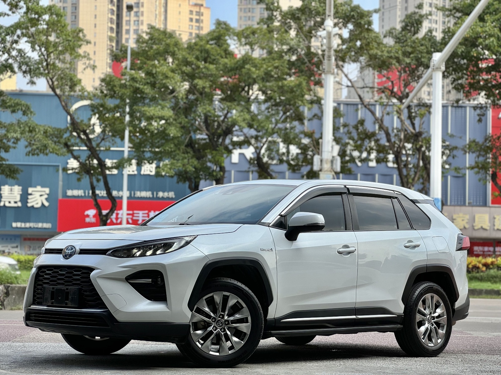 MY2022 Wildlander Hybrid 2.5L E-CVT 2WD Luxury Version 