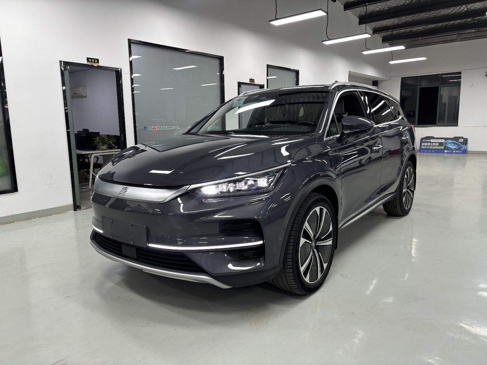 MY2022 Tang EV 635km 4WD Flagship