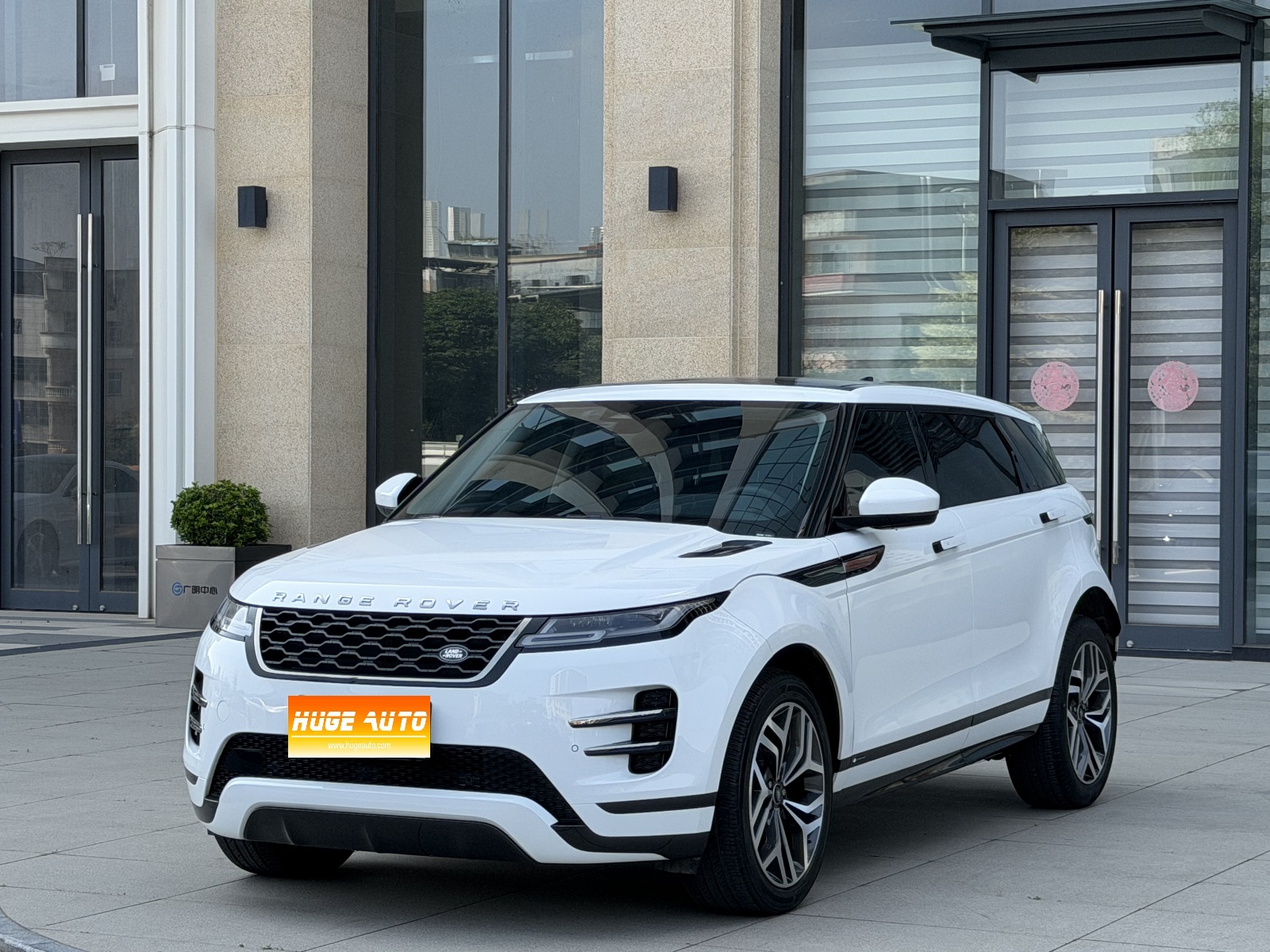 MY2021 Range Rover Evoque Evoque L 249PS R-Dynamic S Performance 
