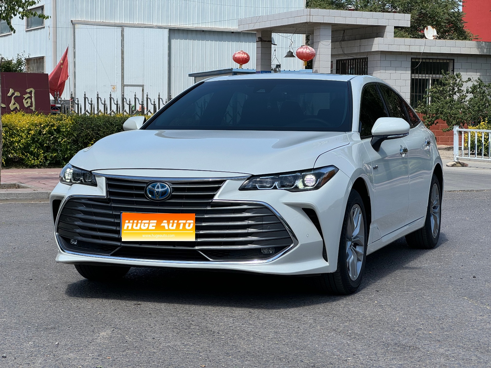 MY2019 AVALON Hybrid 2.5L Luxury Version National VI