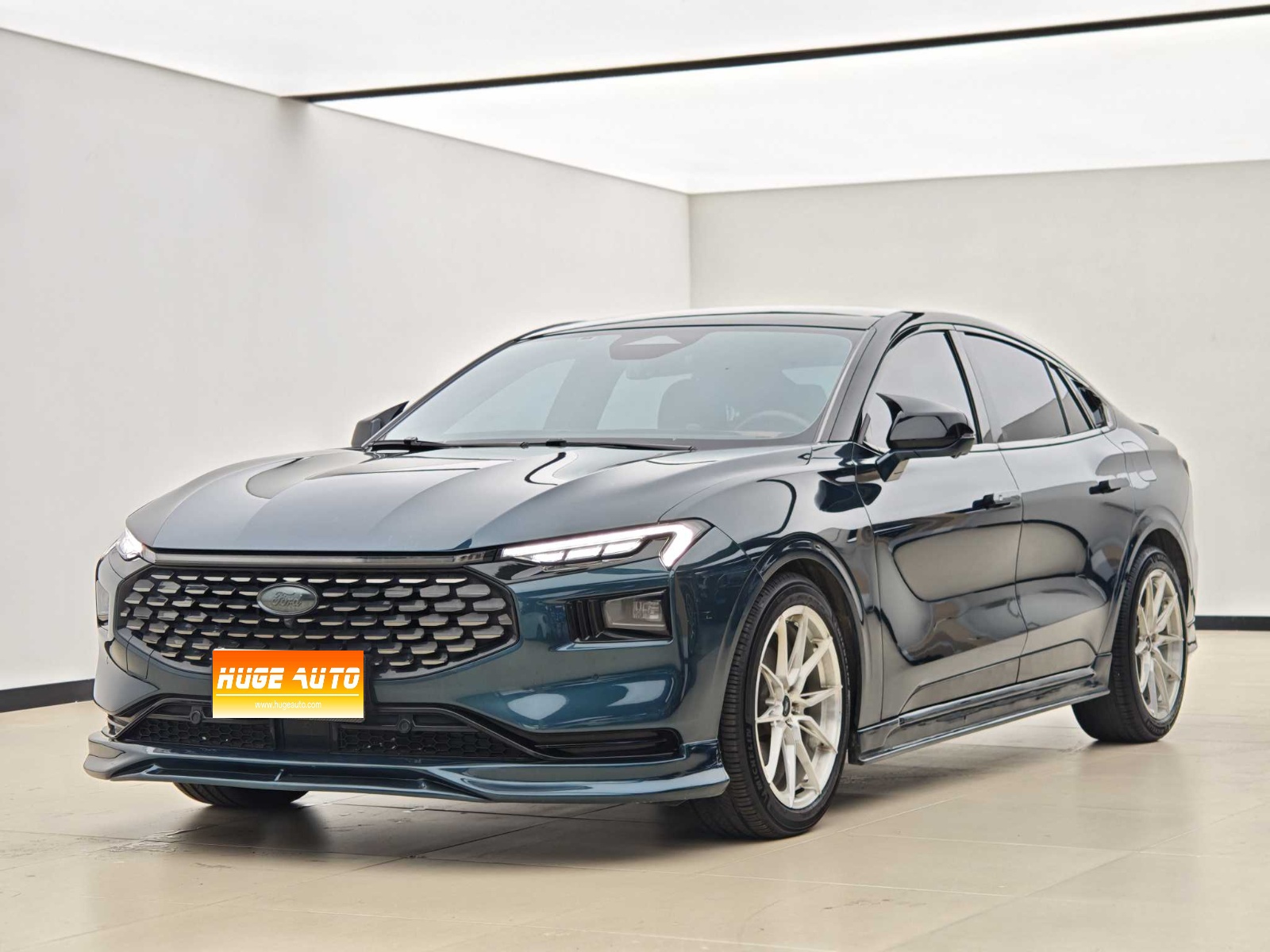 MY2023 Mondeo EcoBoost 245 Supremacy