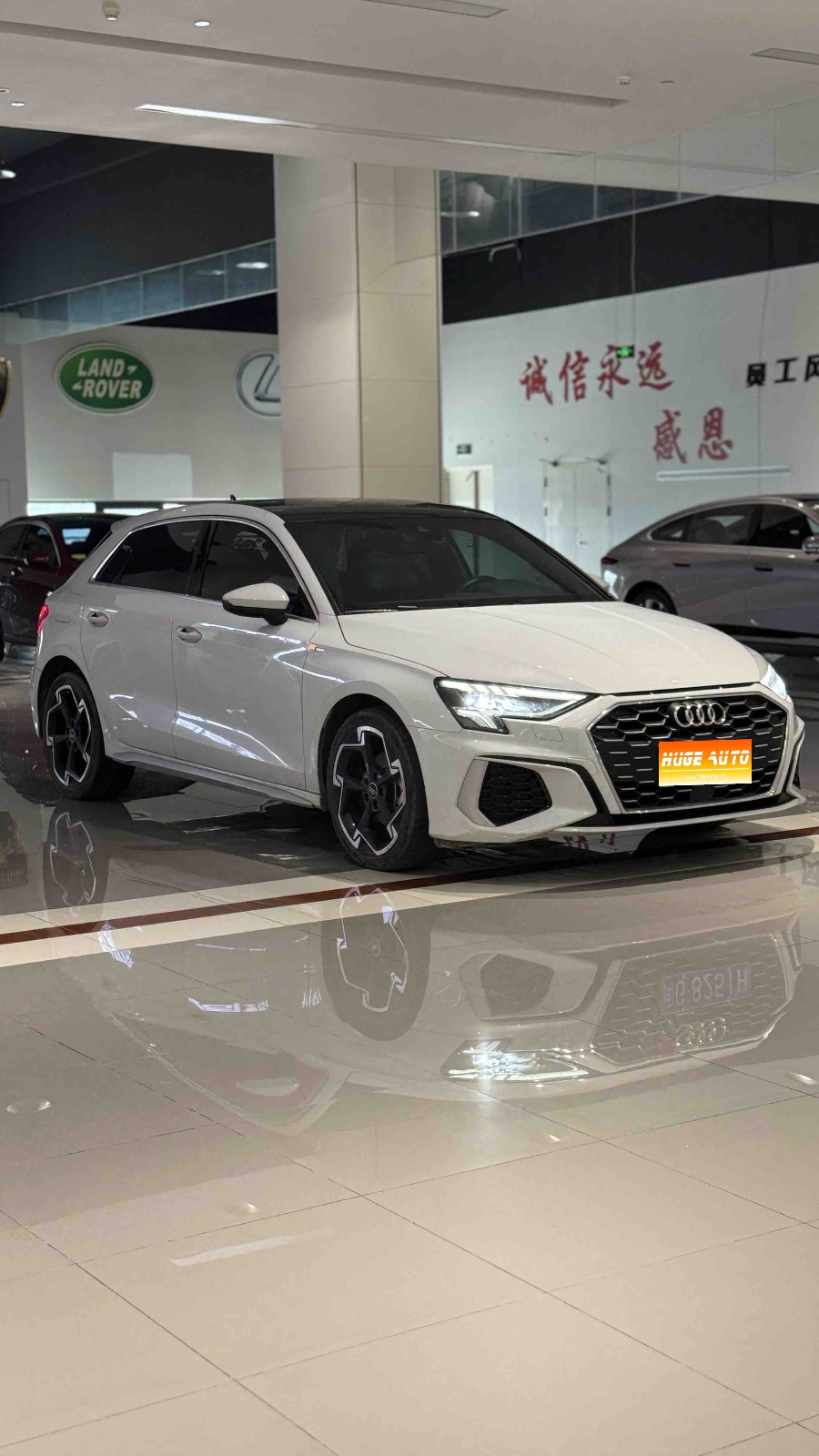 MY2023 Audi A3 Sportback 35 TFSI Luxury Sport Version 