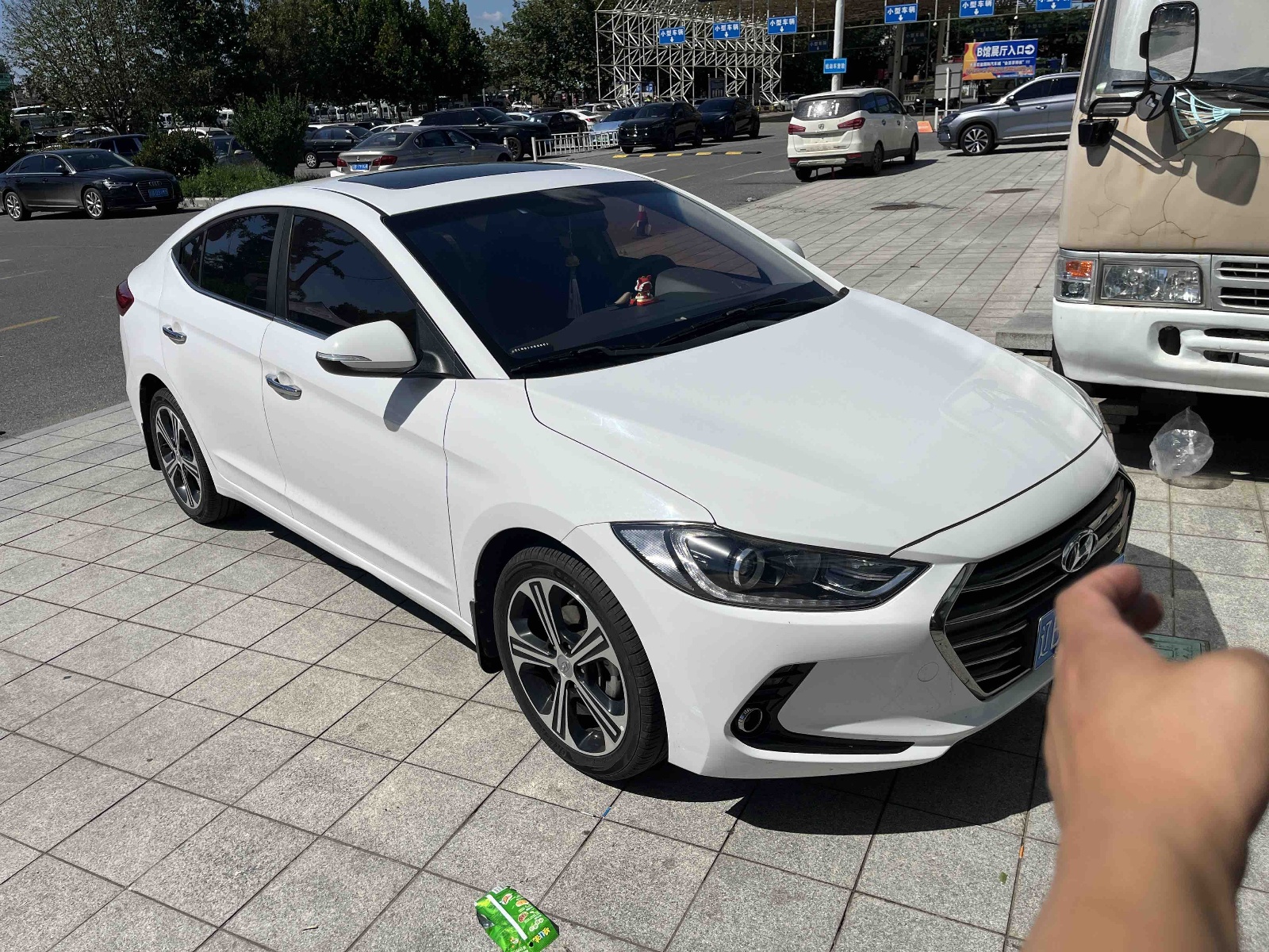 MY2018 Elantra (Gen6) 1.4T DCT Dazzling Dynamic Version