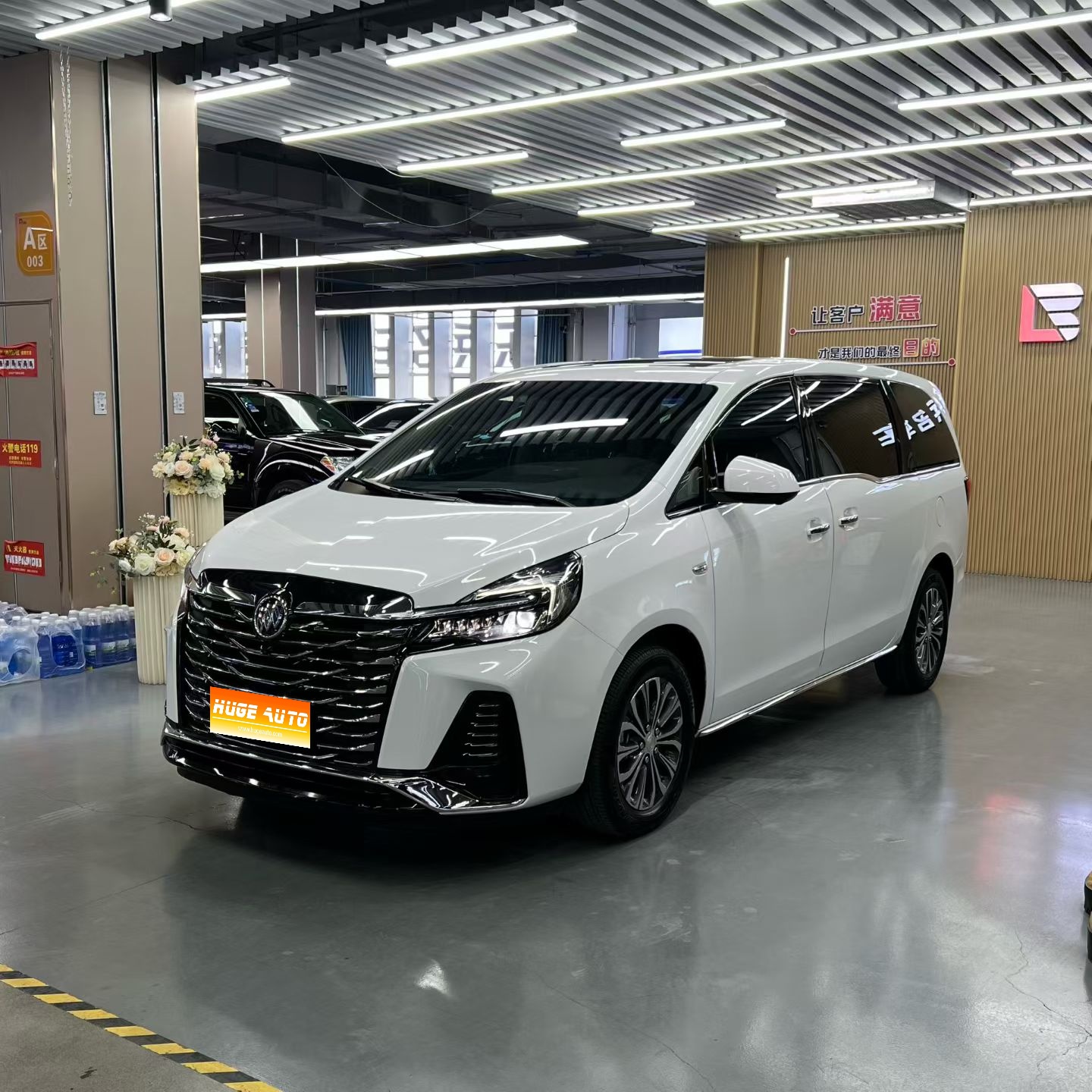 MY2023 Buick GL8 Facelift Land Business Class Luxury Version