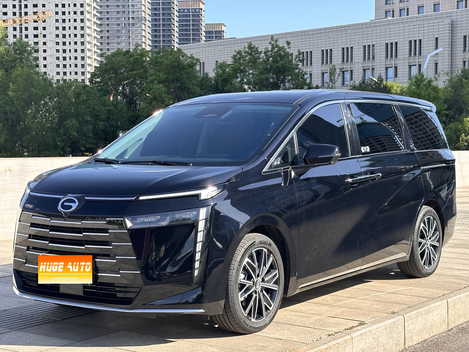 2024款 传祺E8 荣耀系列 2.0L 荣耀版