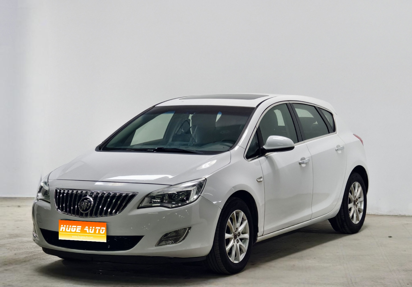 MY2014 Excelle GT XT 1.6L AT Fashion 