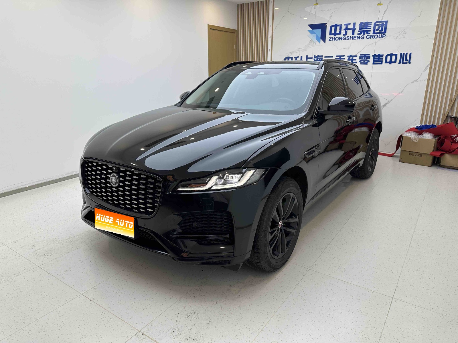 MY2021 Jaguar F-PACE 250PS