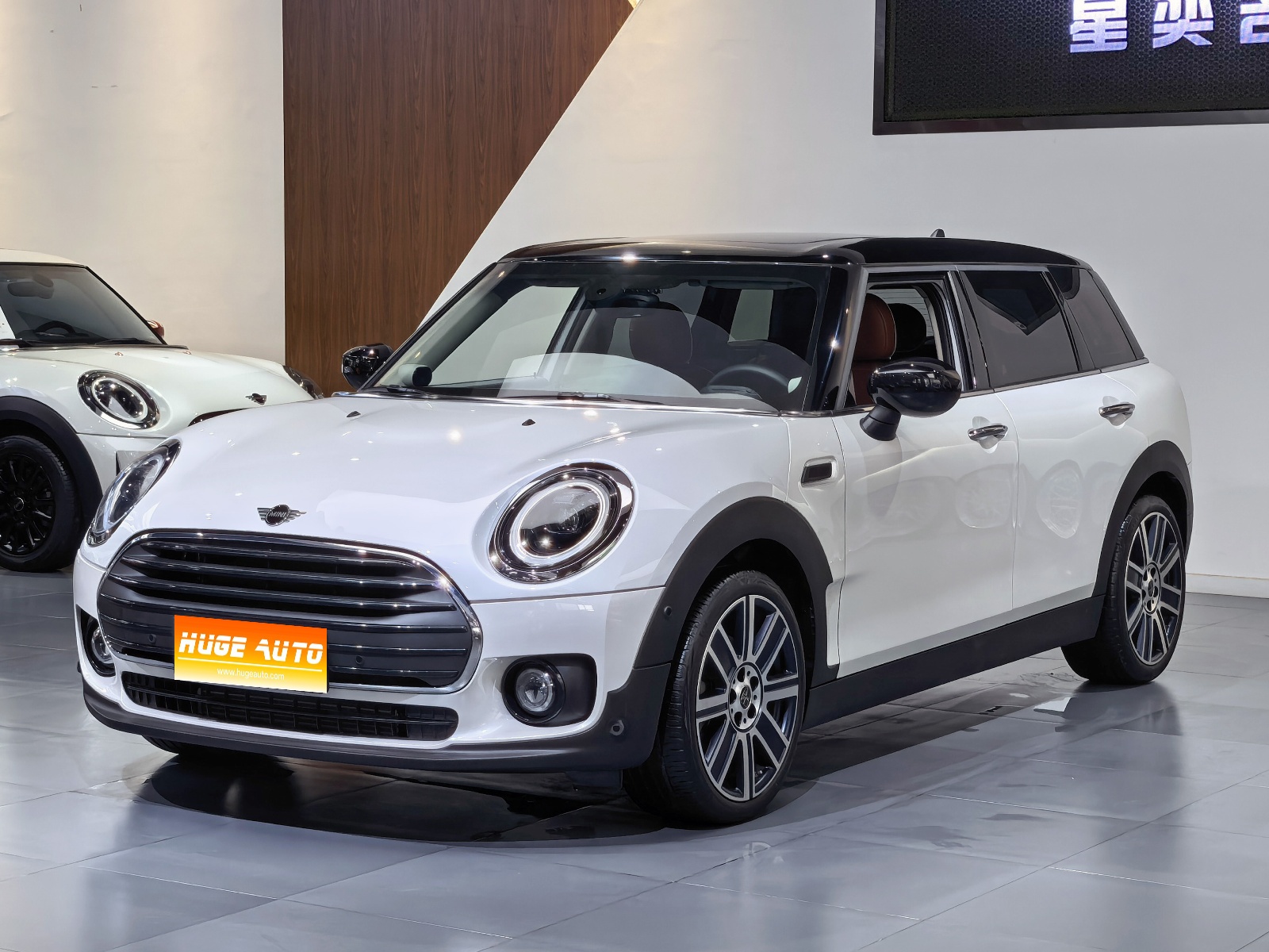 MY2023 MINI CLUBMAN Facelift 1.5T COOPER Connoisseur