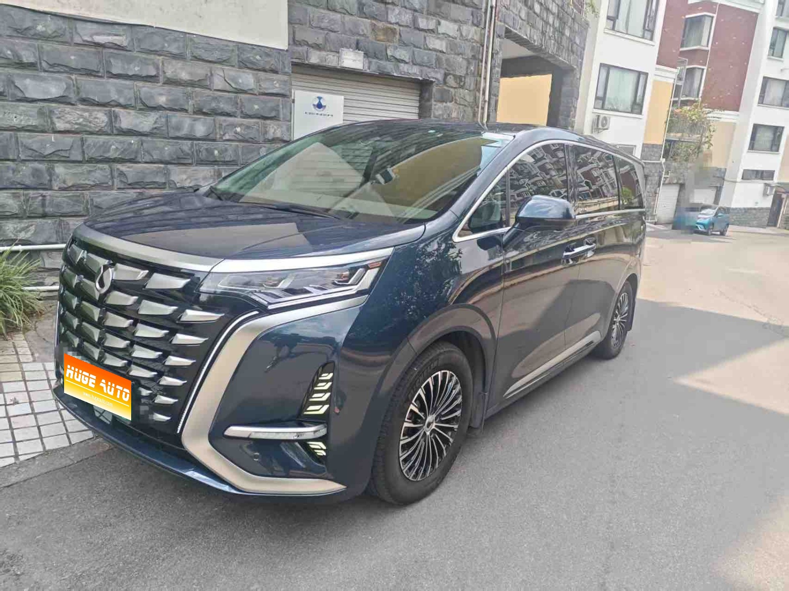 MY2022 DENZA D9 DM-i 970 4WD Honor