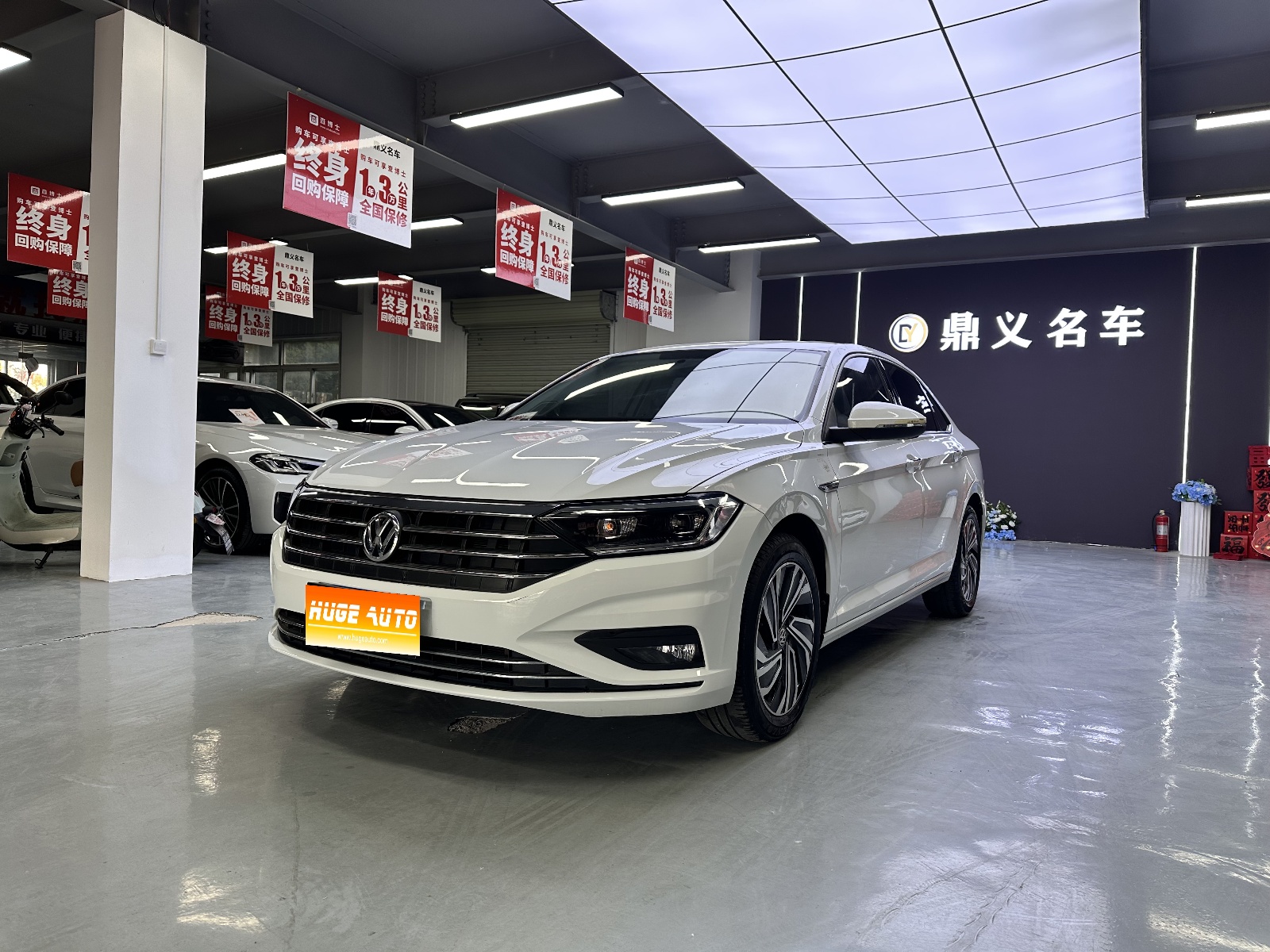MY2021 Sagitar 200TSI DSG Comfort  Intelligent Connected 