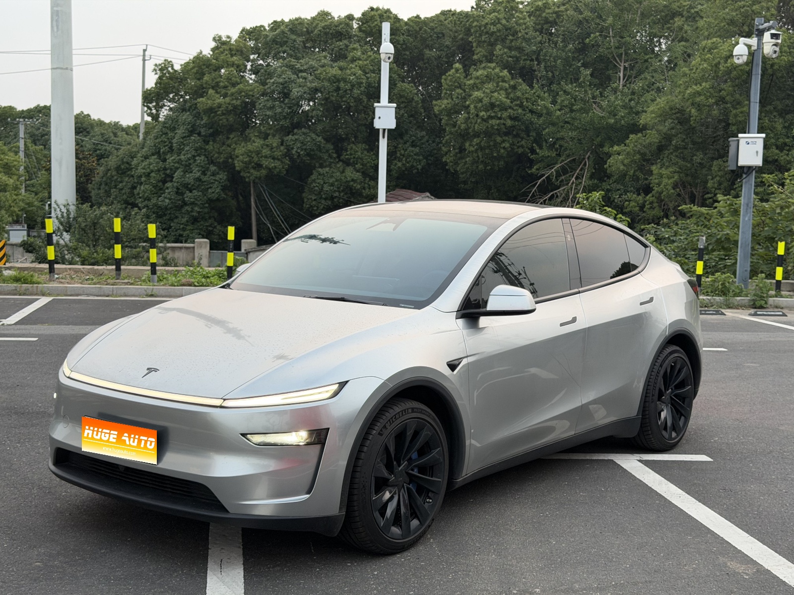 2025款 Model Y 后轮驱动 首发版