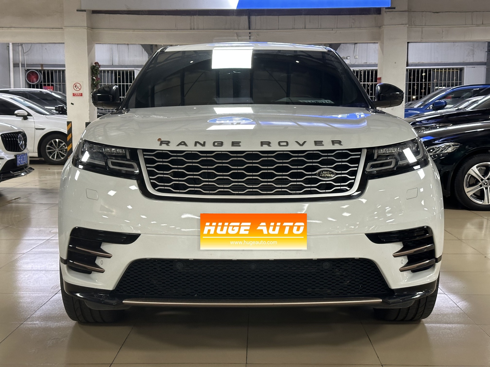 MY2020 Range Rover Velar P250 R-DYNAMIC S