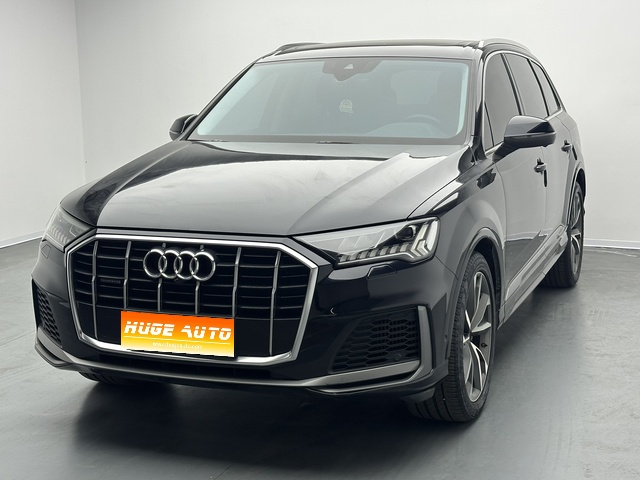 2020款 奥迪Q7 55 TFSI quattro S line运动型