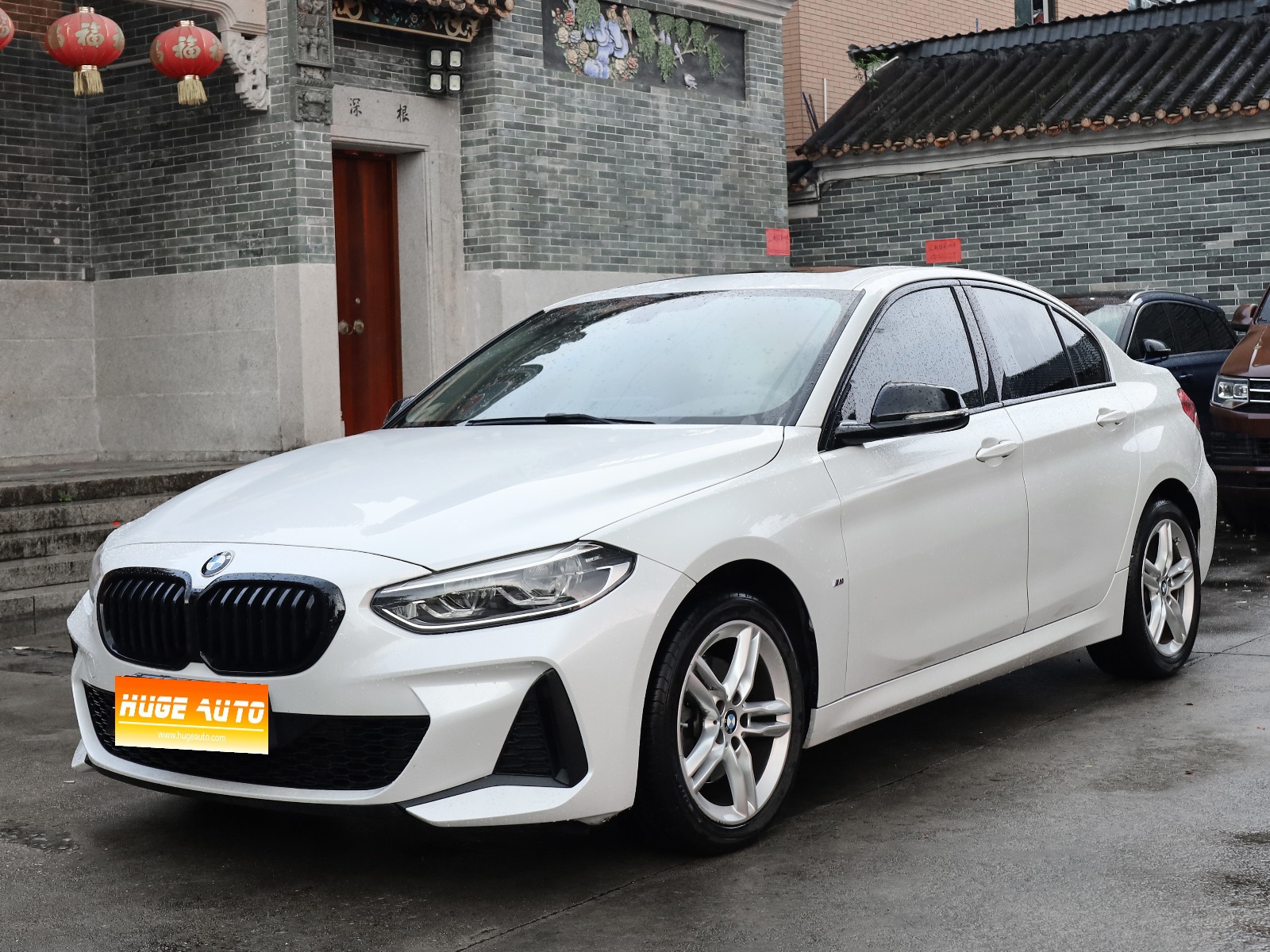MY2021 BMW 1 Series 120i M Sport Night Kit 