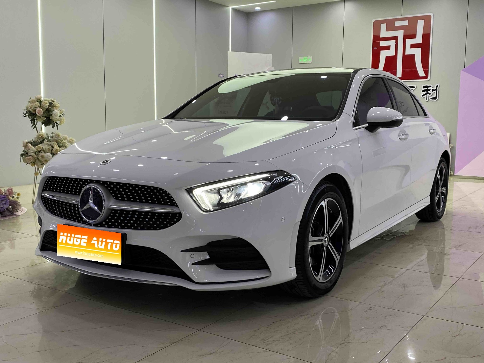 MY2022 Mercedes Benz A Class Facelift II A 200 L Sport Sedan Fashion Version 