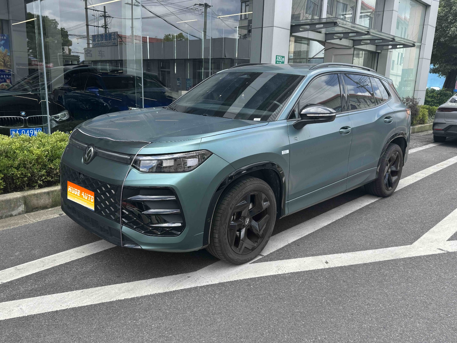 MY2025 Tayron L 330TSI 2WD Elite City Pack.