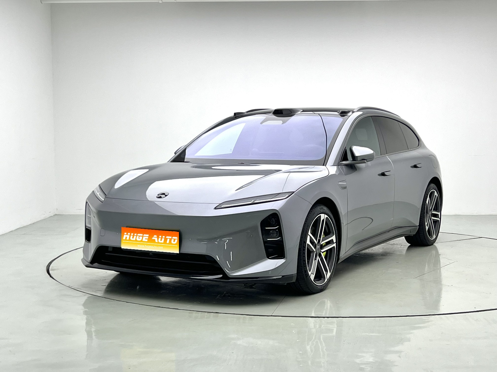 MY2025 NIO ET5 Formula E Champion 75kWh Touring